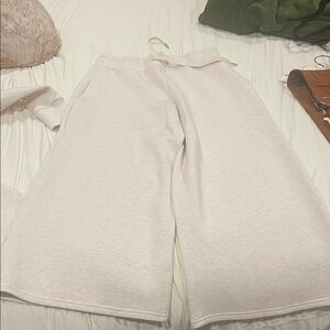 SPANX oatmeal heather air essentials med petite crop wide leg pull on pants euc